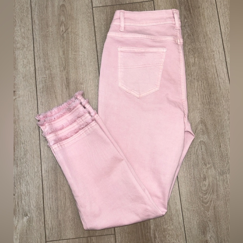 Pink Charlie B Pants with frayed detailing on the bottom